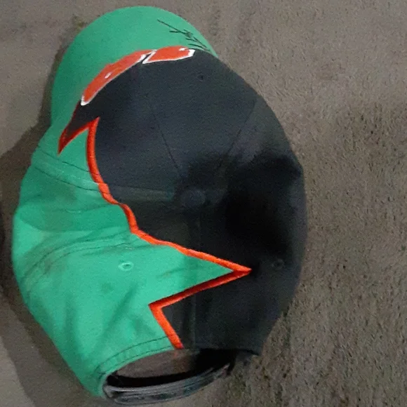 Vintage 00's NASCAR Bobby Labonte 18 Interstate Batteries Hat - Picture 4 of 7